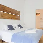 Old Town Lx Suites Гостевой дом