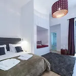 Old Town Lx Suites Лиссабон