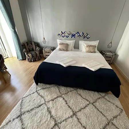 Guest house Old Town Lx Suites 3*