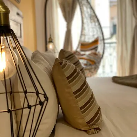 Guest house Old Town Lx Suites 3*