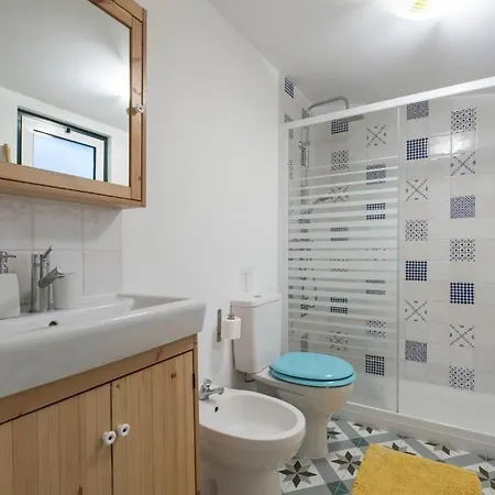 Гостевой дом Old Town Lx Suites