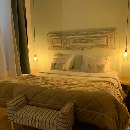 Old Town Lx Suites 3*